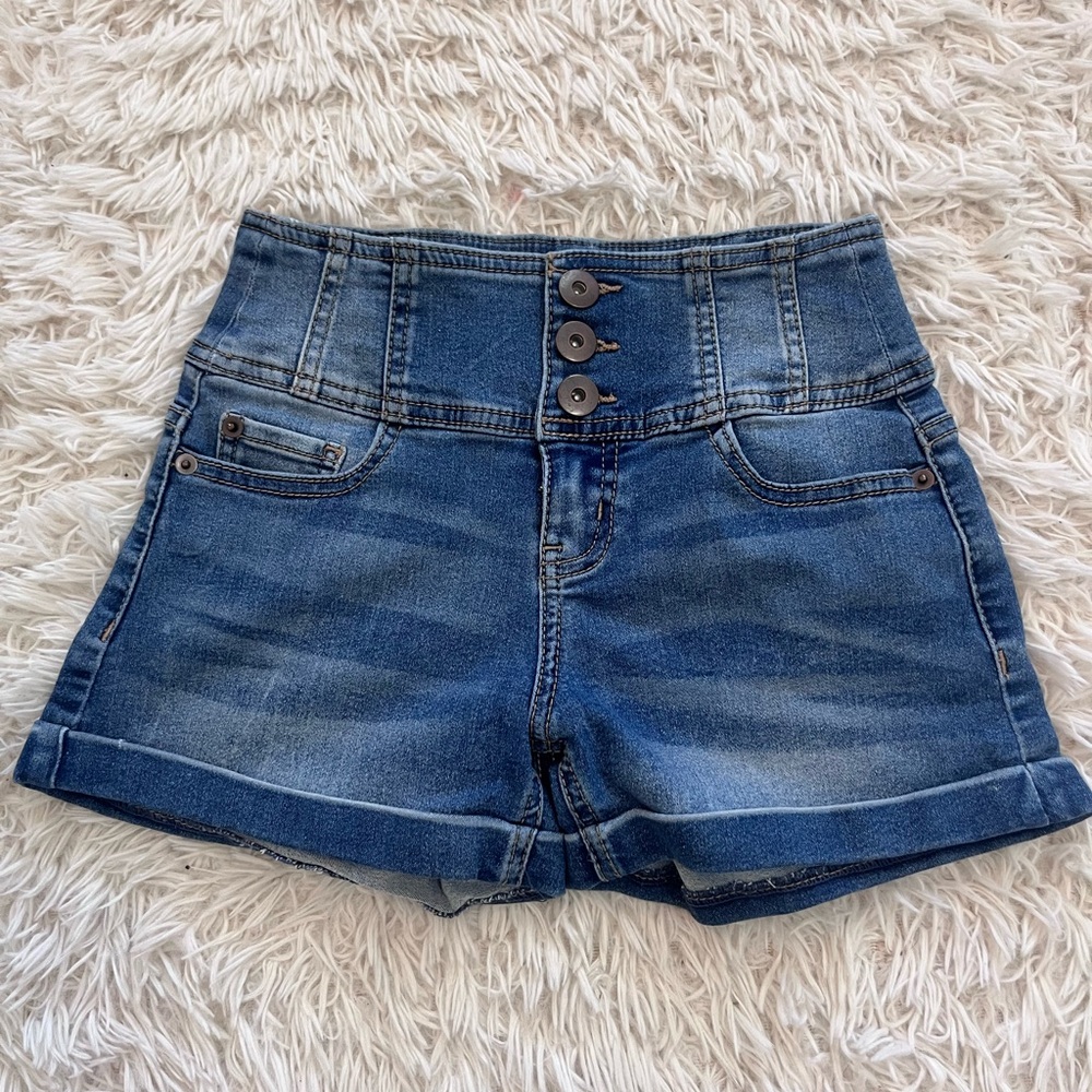 no boundaries shorts